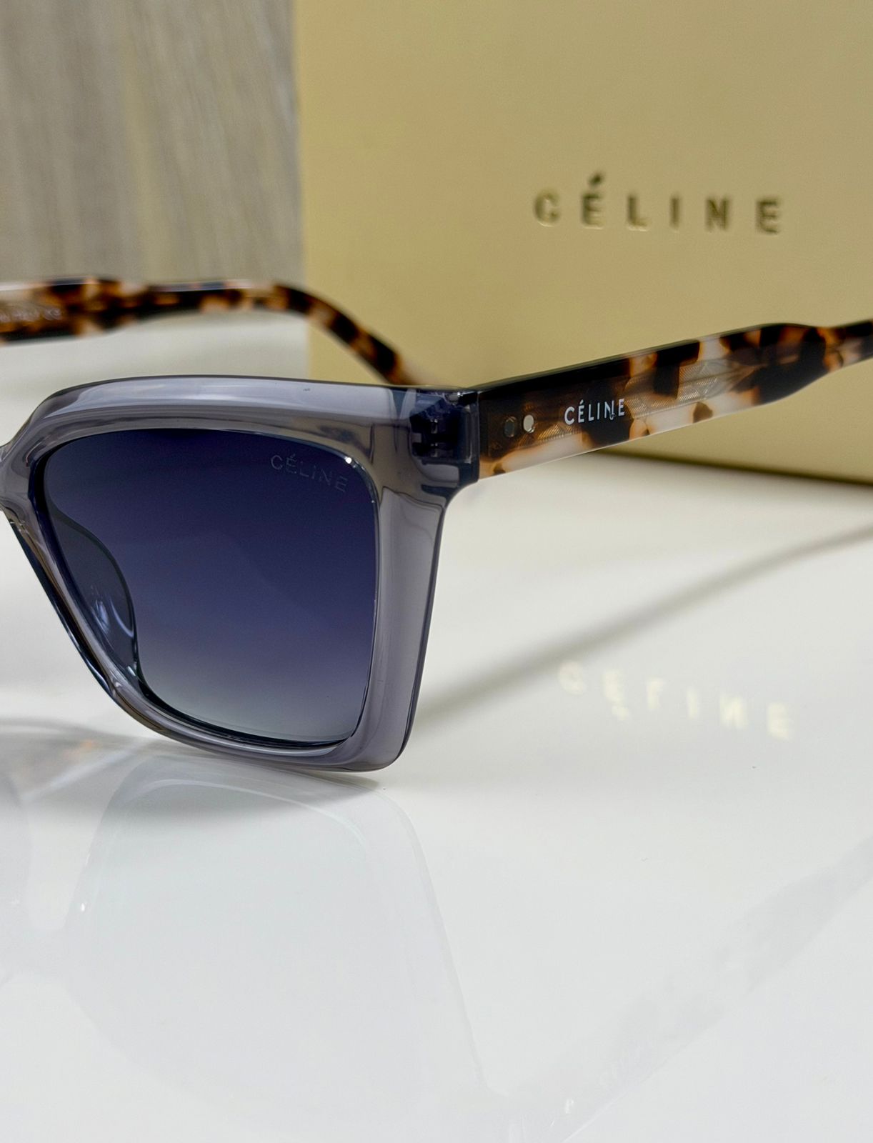 CELINE |  OLD2438