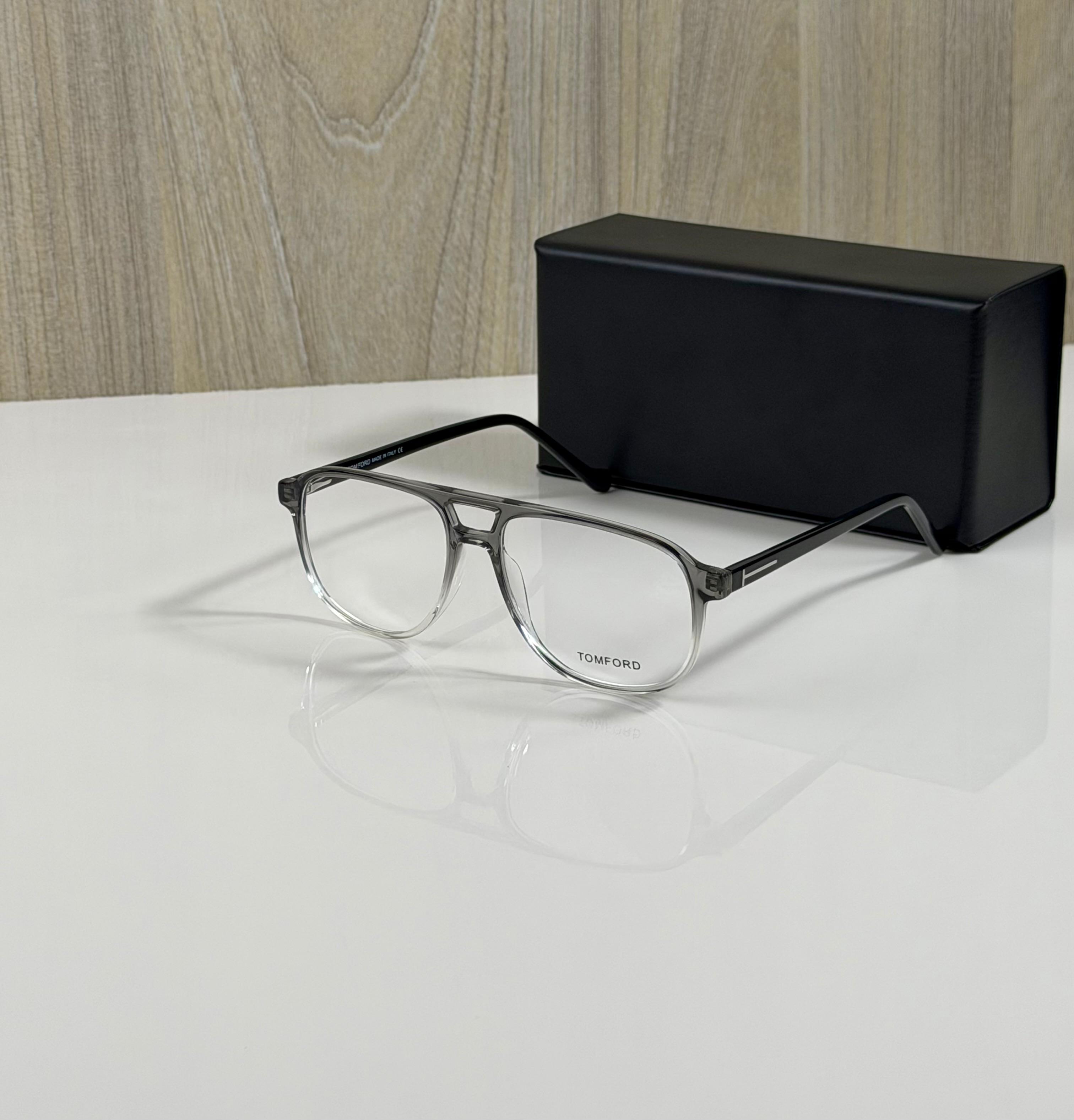 TOMFORD |  G6010