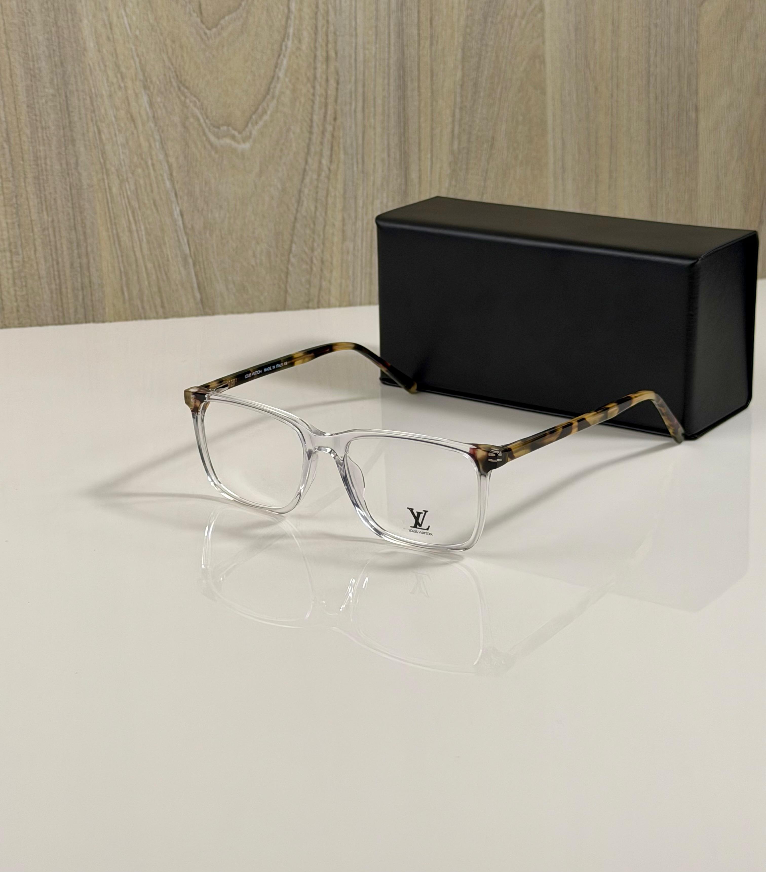 LOUIS VUITTON |  MF22069