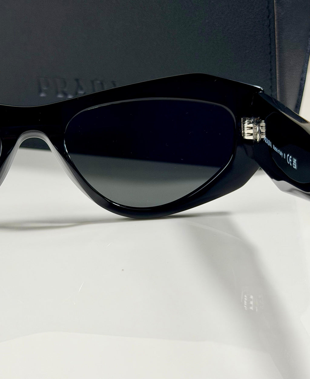 Prada | B195